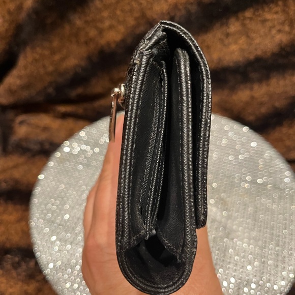 Preloved Michael Kors Long Monogram Wallet - Picture 9 of 10